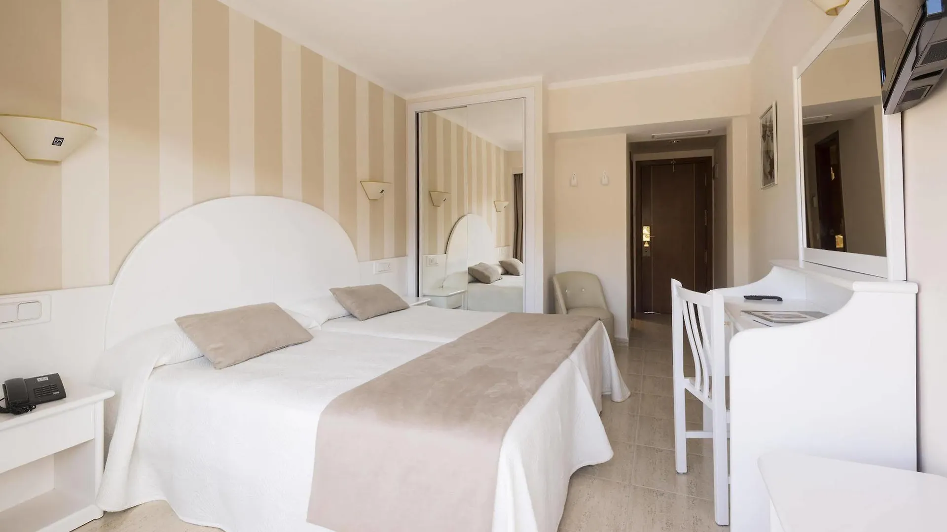 Sky Senses Hotel Santa Ponsa 4*,